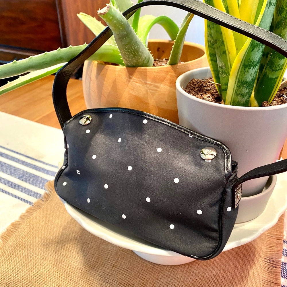 VGUC Kate Spade ♠️ polka dot mini purse 👛